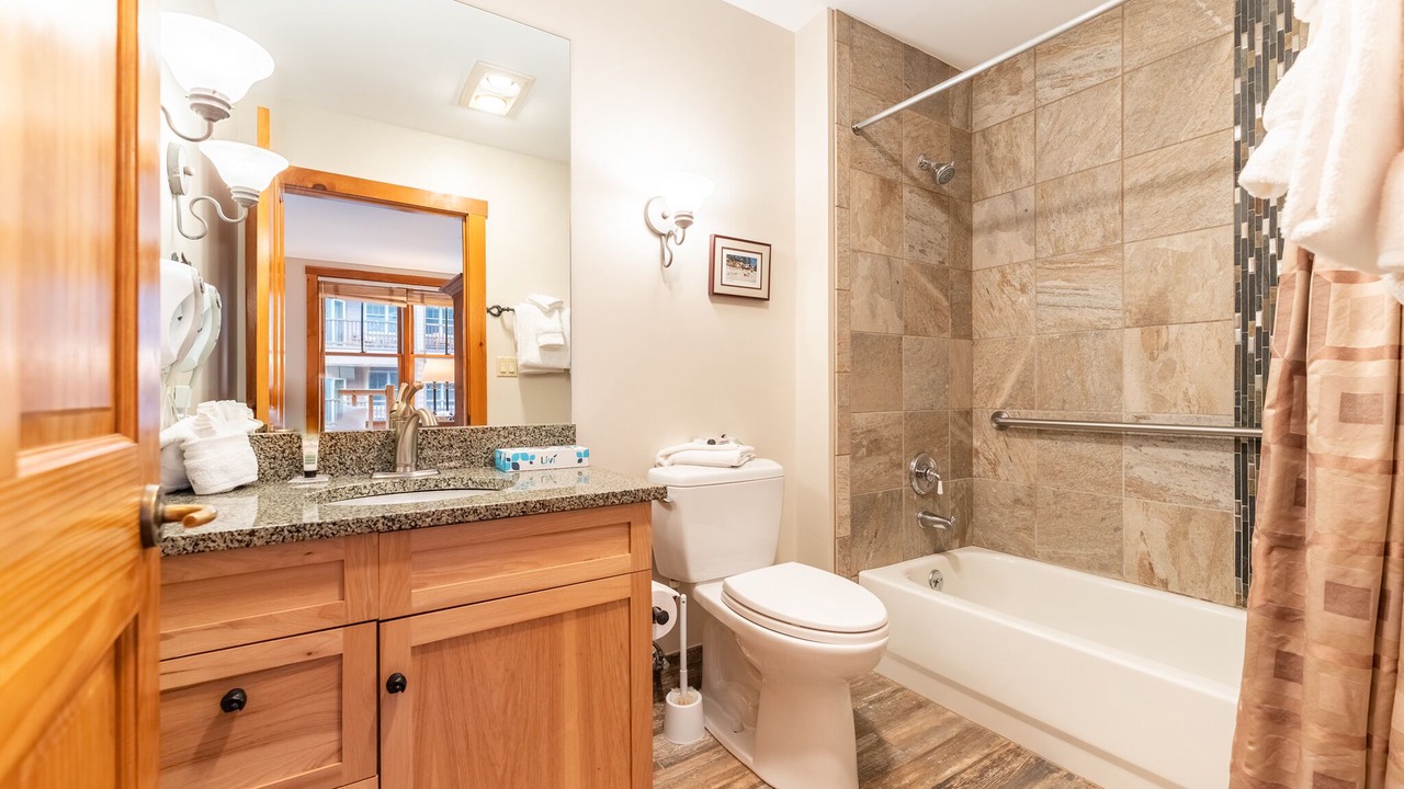 Photo of Bathroom in River Run