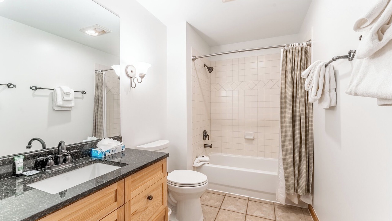 Photo of Bathroom in River Run