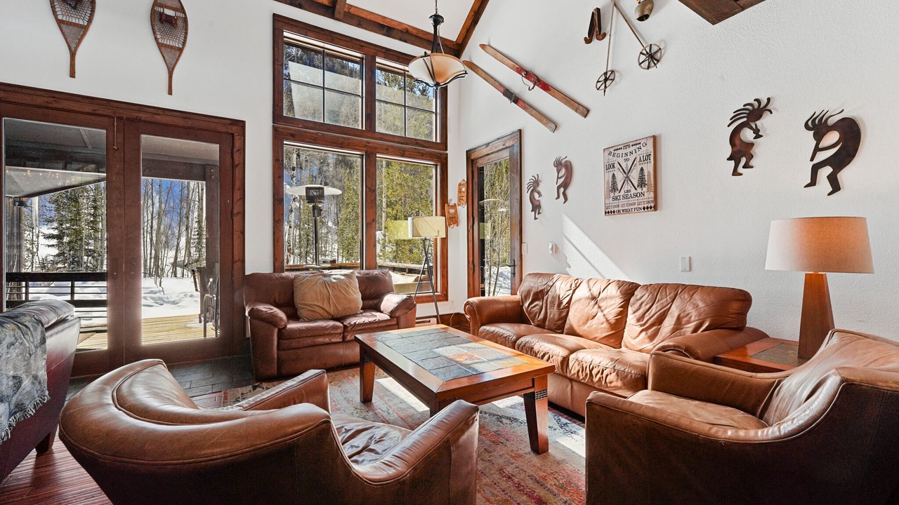 Photo of Livingroom in Keystone