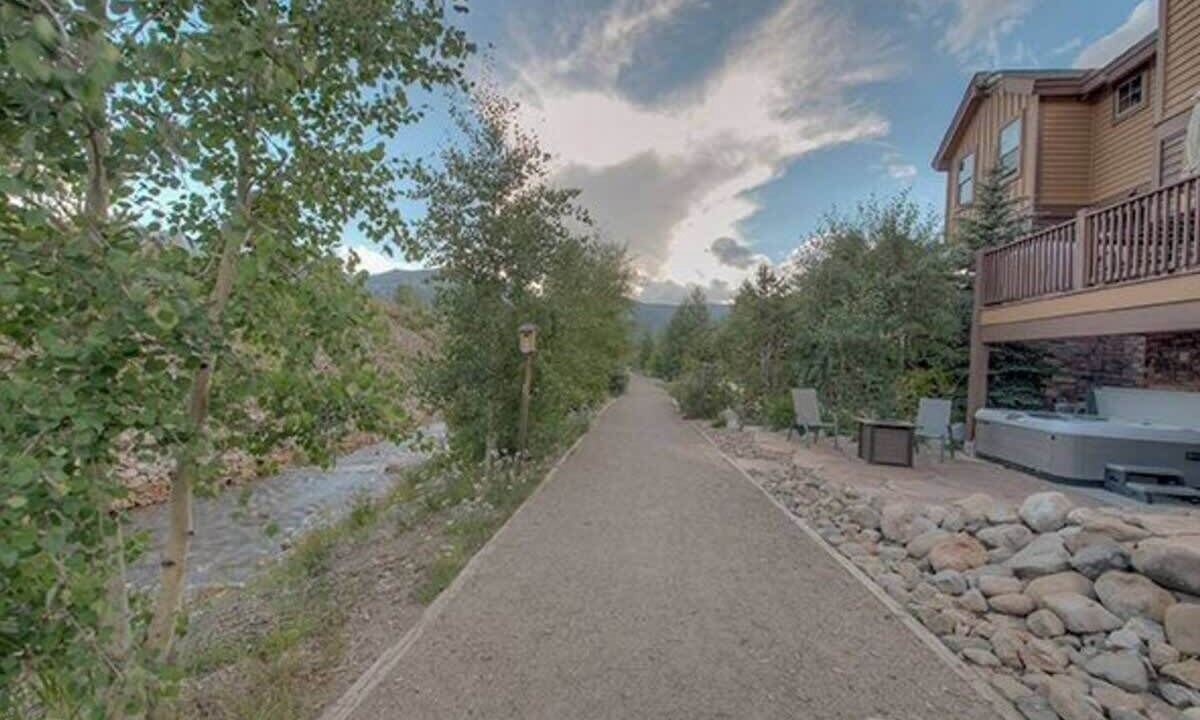 Photo of Others in Vista Point