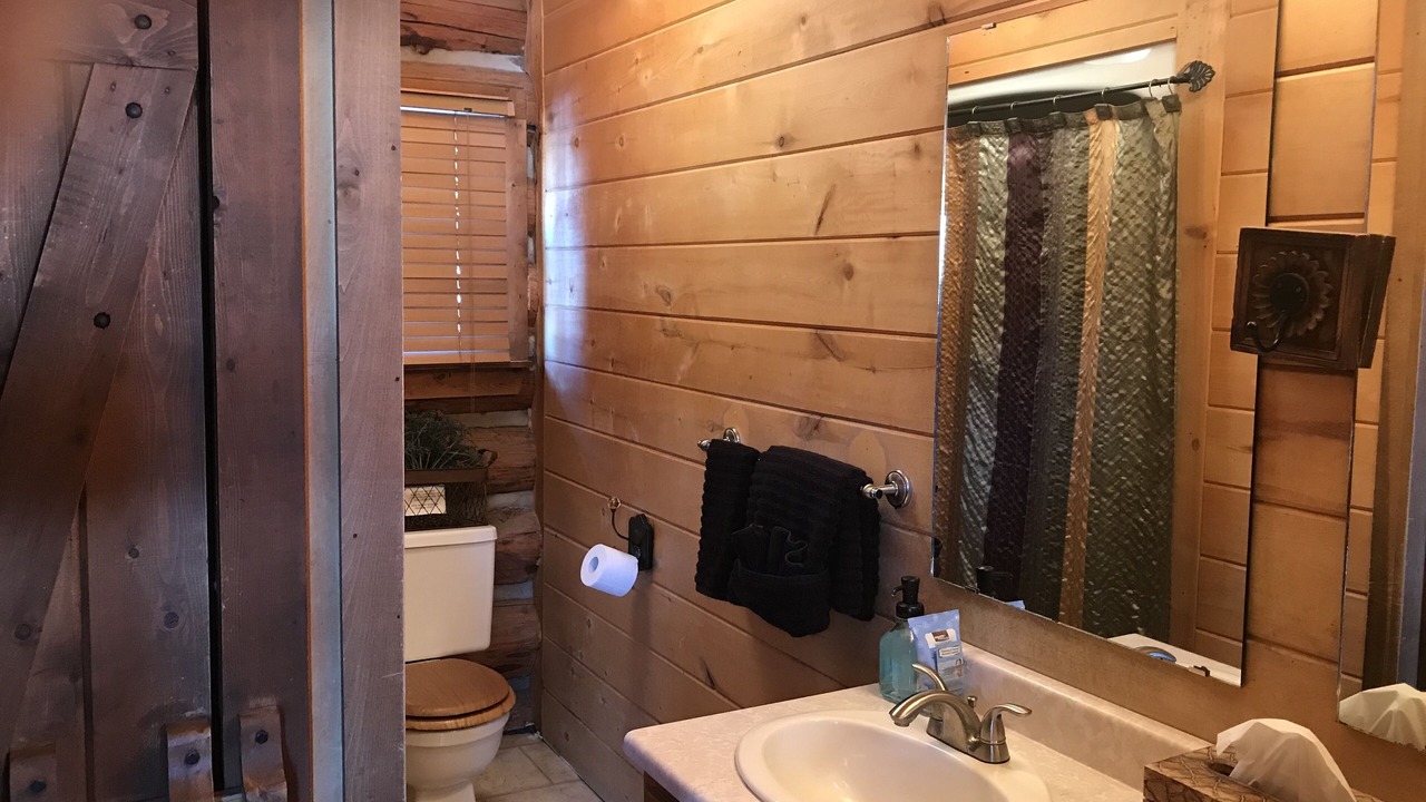 Photo of Bathroom in Ridgway
