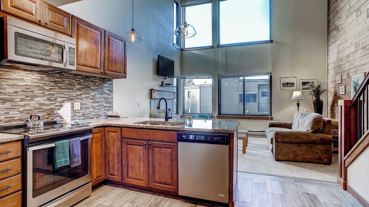 Photo of Kitchen in Lakeside Village