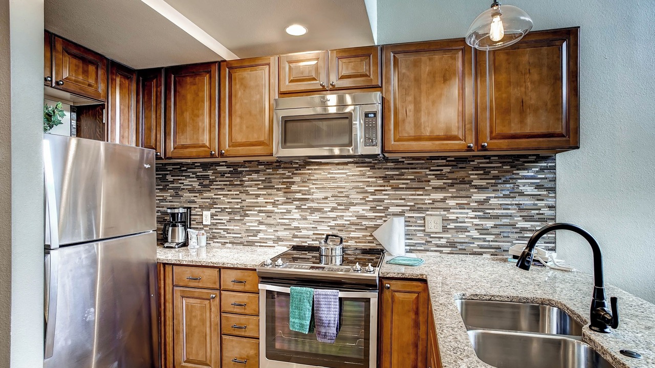 Photo of Kitchen in Lakeside Village