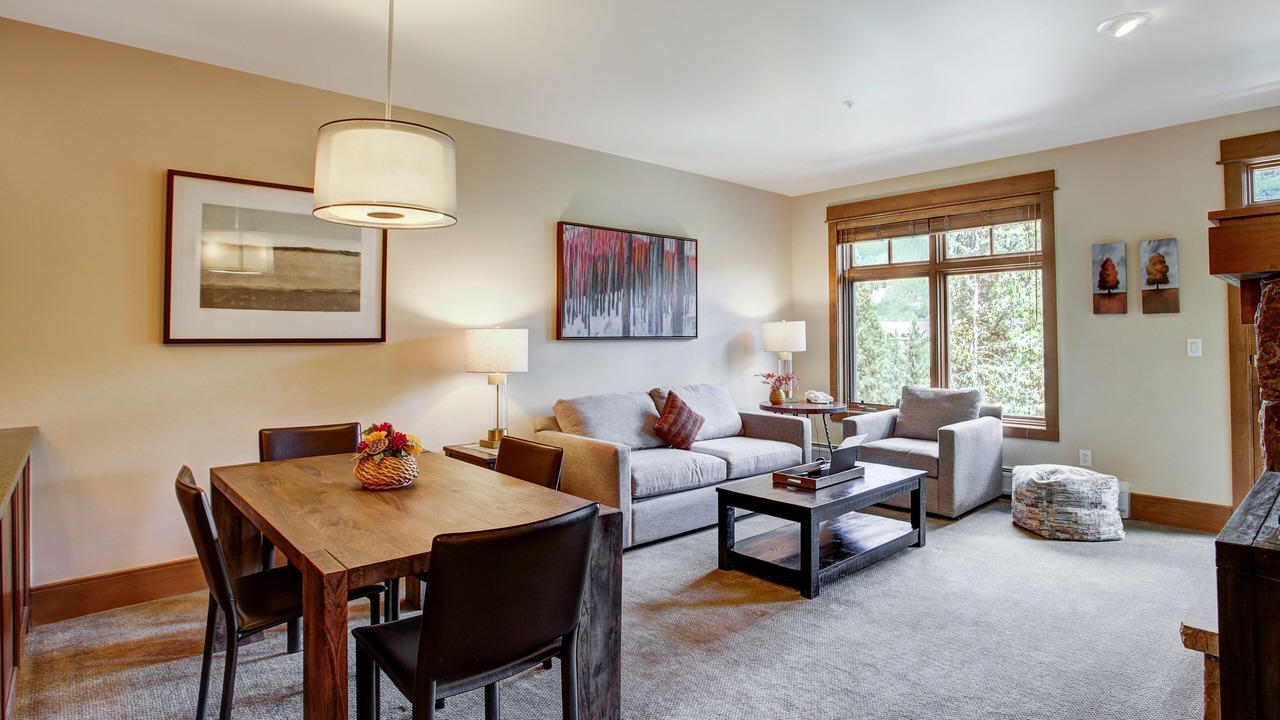 Photo of Bedroom in River Run