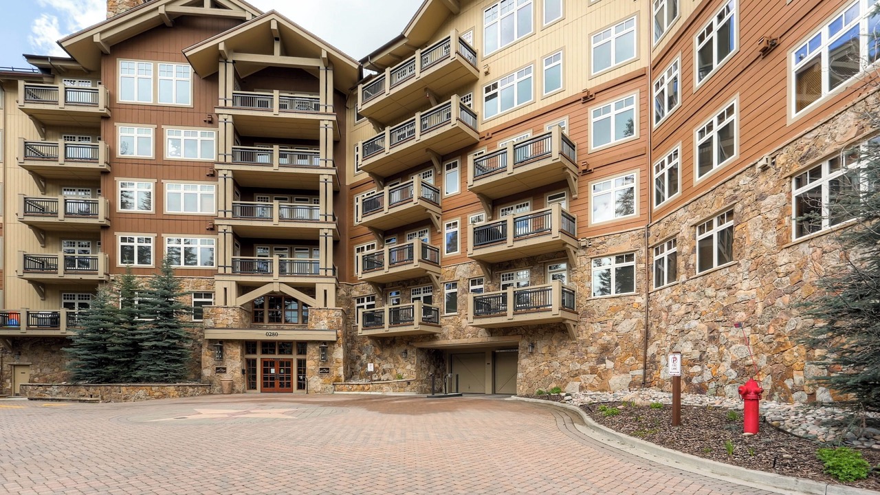 Photo of Outdoor in River Run