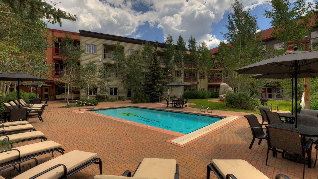 Photo of Outdoor in River Run