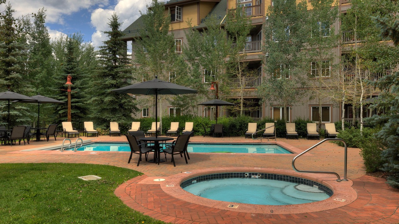 Photo of Outdoor in River Run