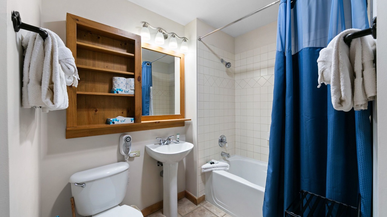 Photo of Bathroom in River Run
