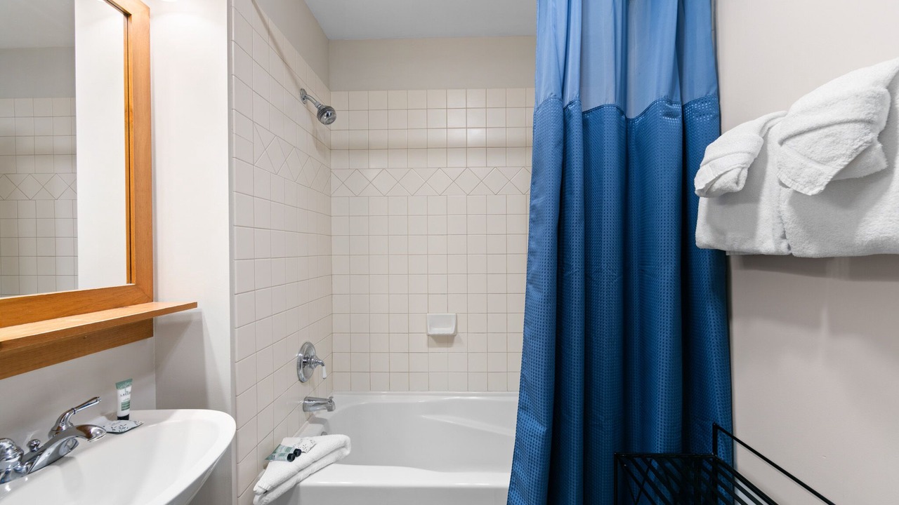 Photo of Bathroom in River Run