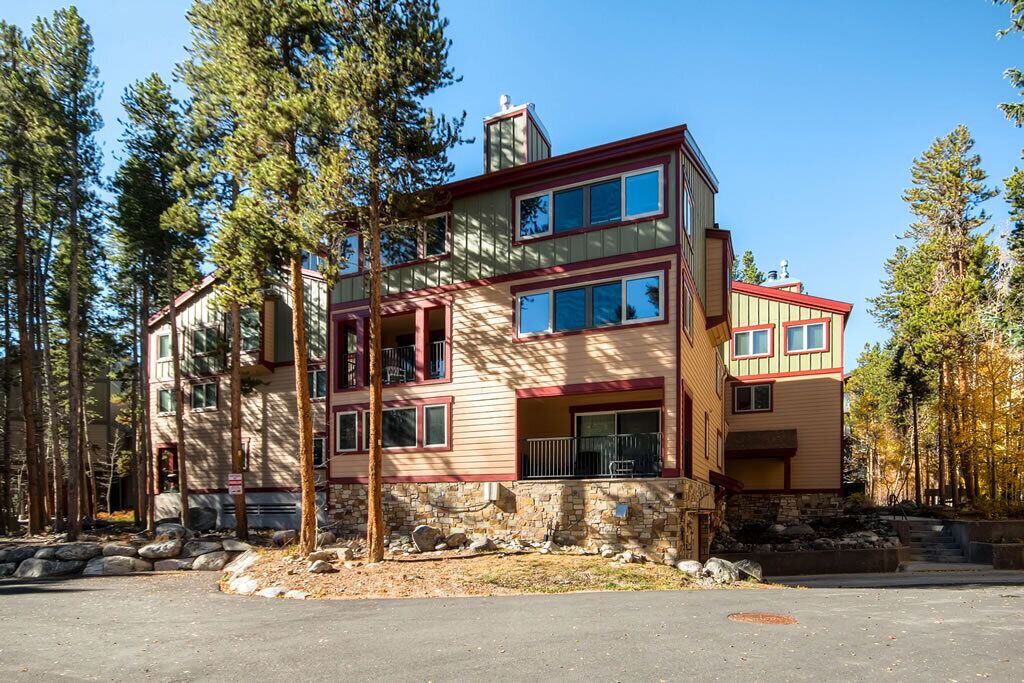 Photo of Outdoor in Peak 9