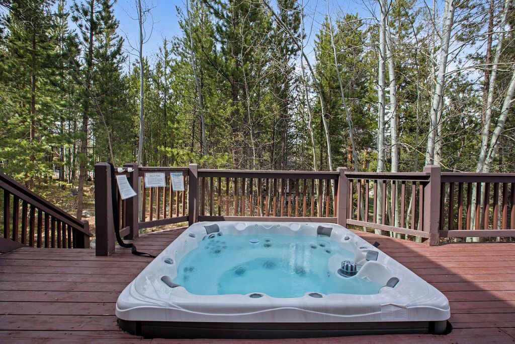 Photo of Outdoor in Three Peaks