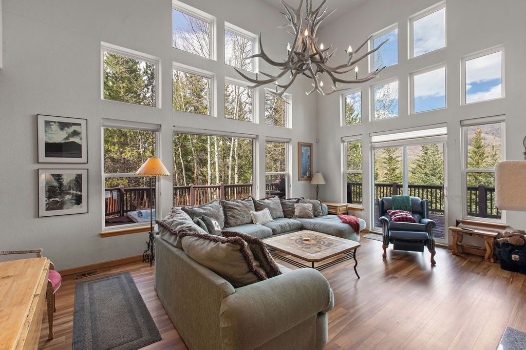Photo of Bedroom in Three Peaks