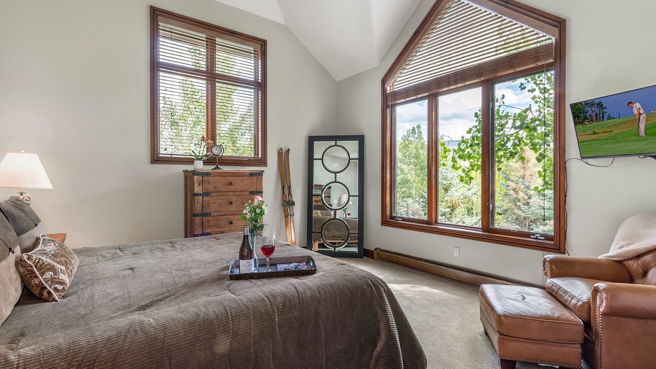Photo of Bedroom in Edwards