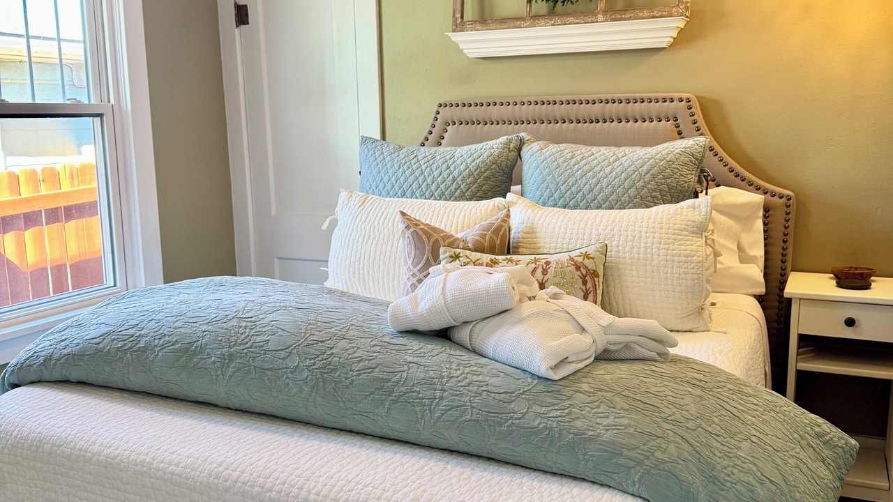 Photo of Bedroom in Central Colorado Springs