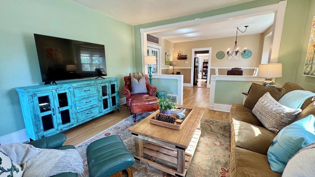 Photo of Livingroom in Central Colorado Springs