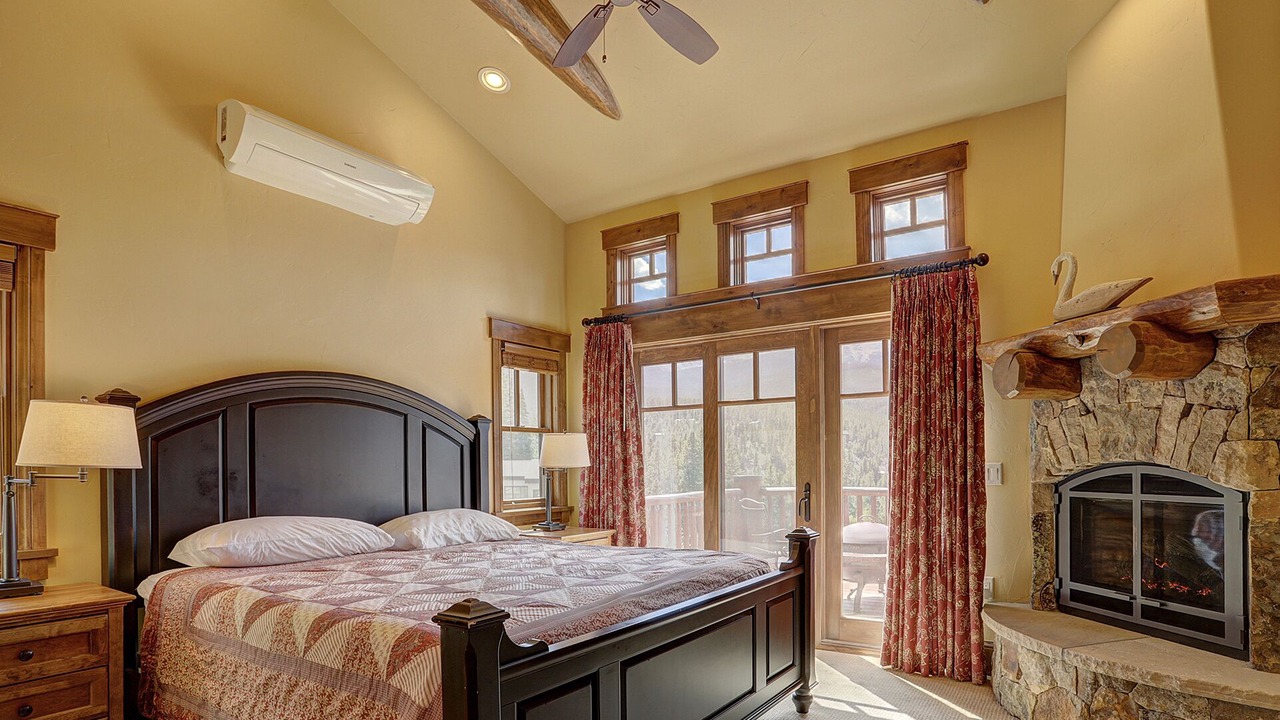 Photo of Livingroom in Breckenridge