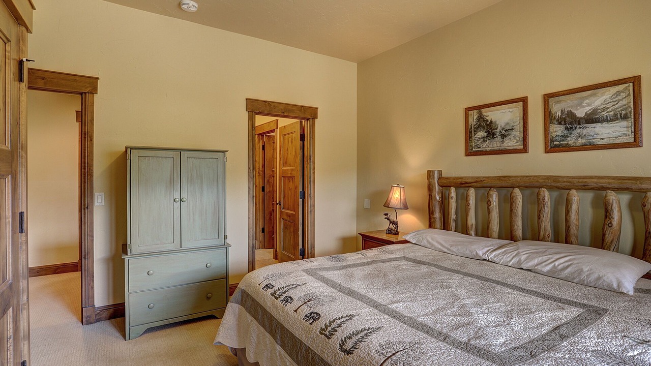 Photo of Bedroom in Breckenridge