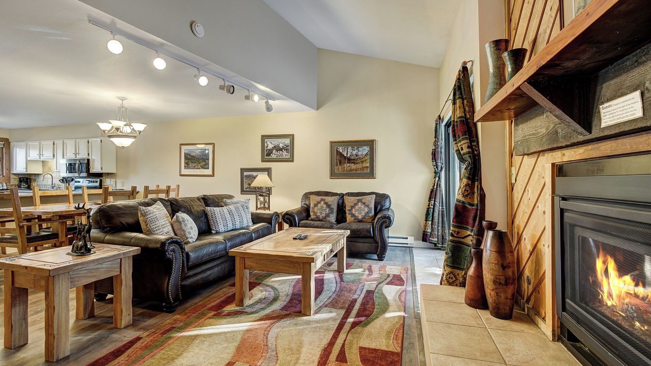 Photo of Livingroom in Four O'Clock
