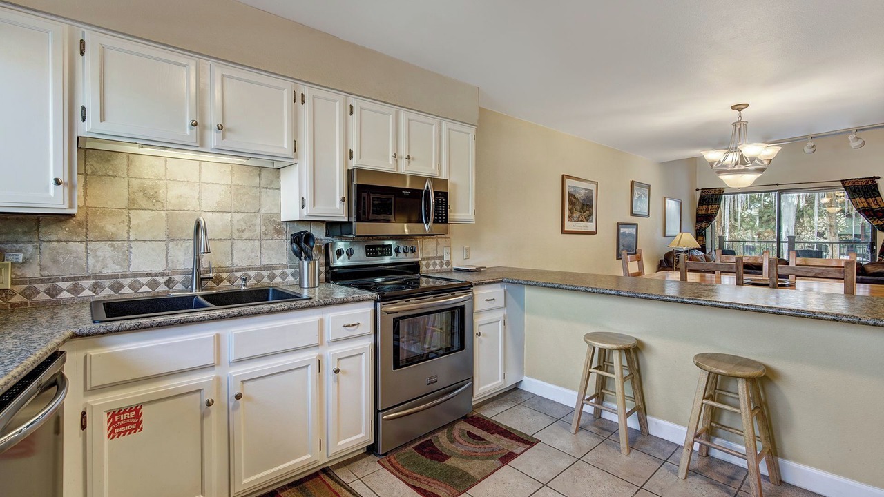 Photo of Kitchen in Four O'Clock