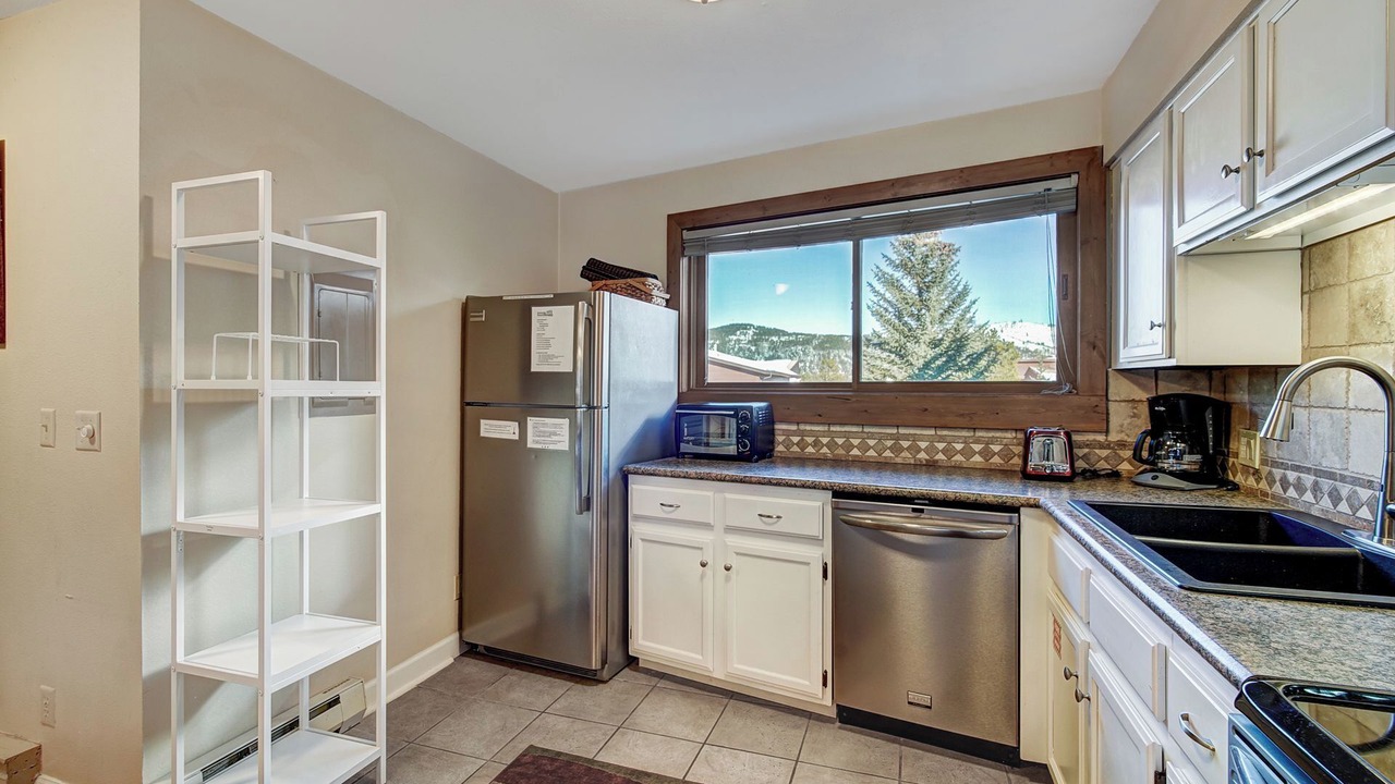 Photo of Kitchen in Four O'Clock