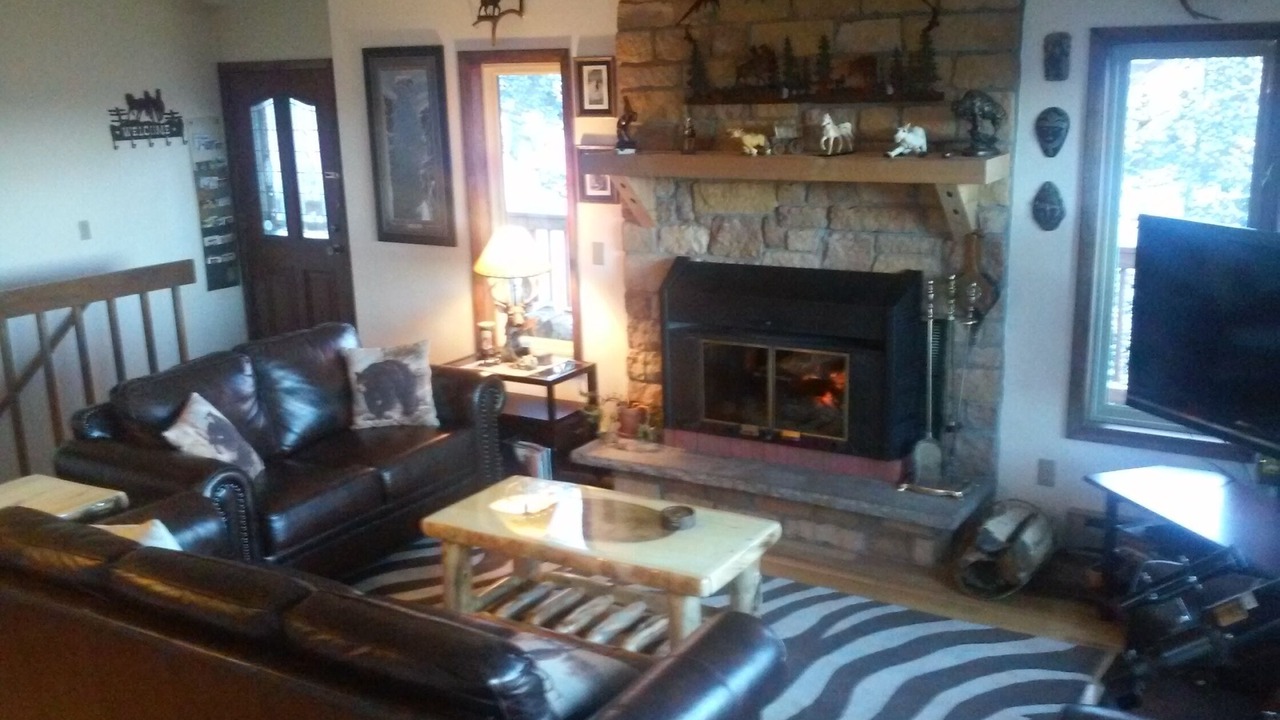 Photo of Livingroom in Shadow Mountain