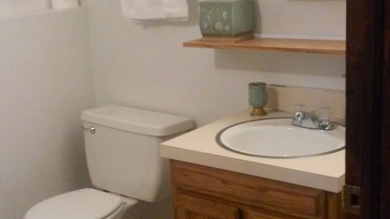 Photo of Bathroom in Shadow Mountain