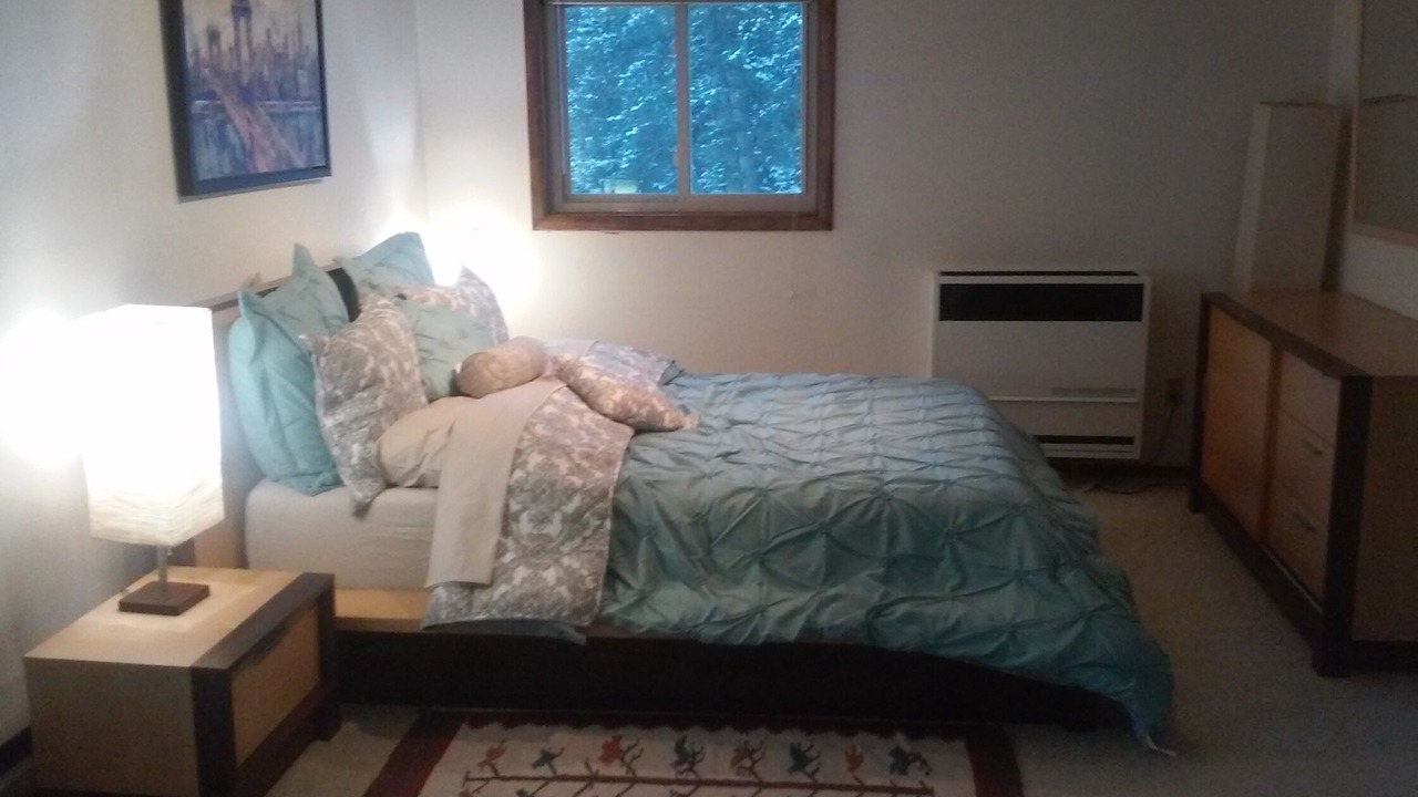 Photo of Bedroom in Shadow Mountain