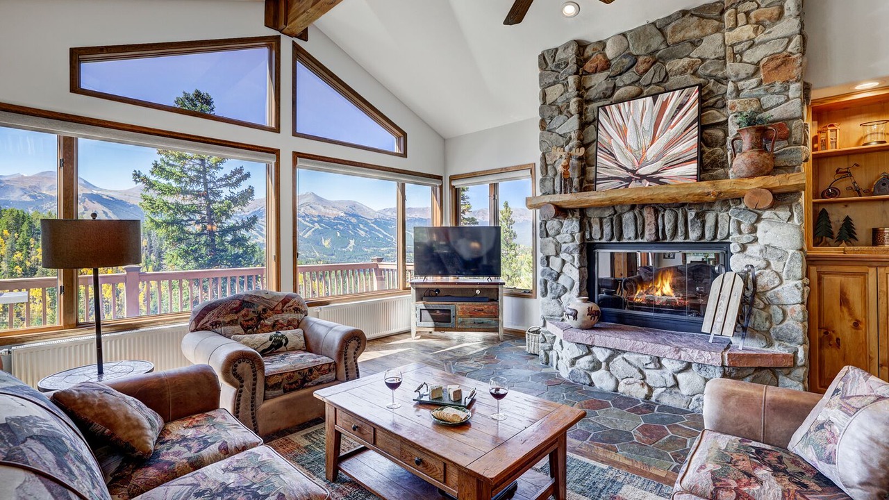 Photo of Livingroom in Dunkin Hill