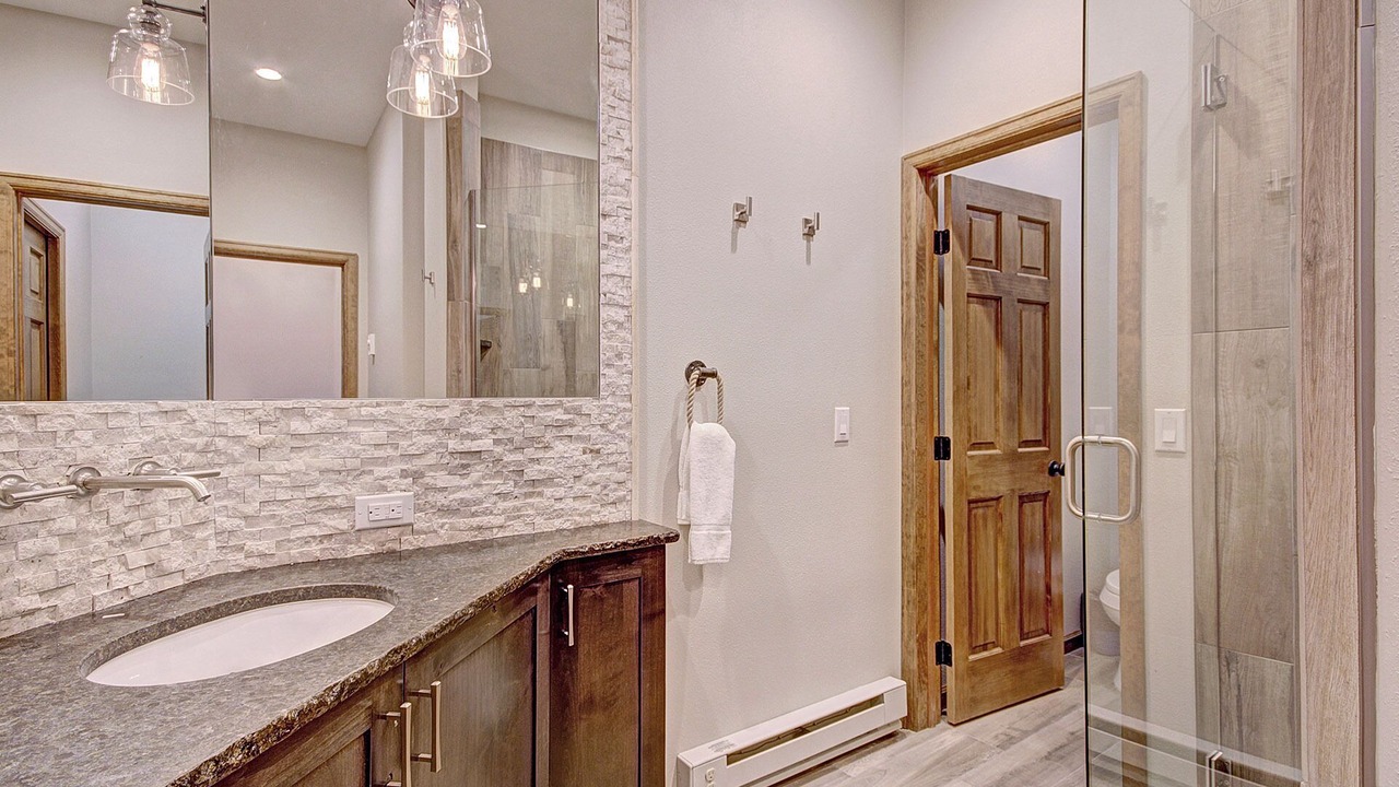 Photo of Bathroom in Dunkin Hill