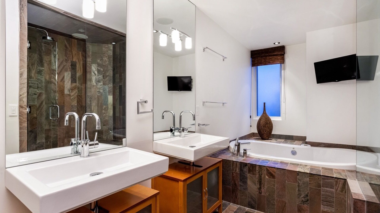Photo of Bathroom in Aspen