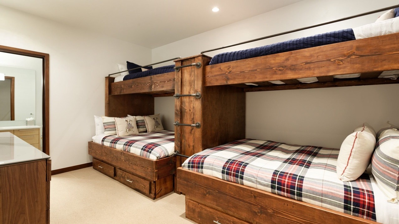 Photo of Bedroom in Aspen
