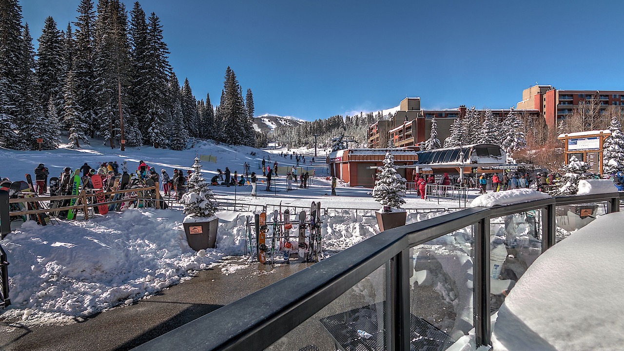 Photo of Others in Peak 9