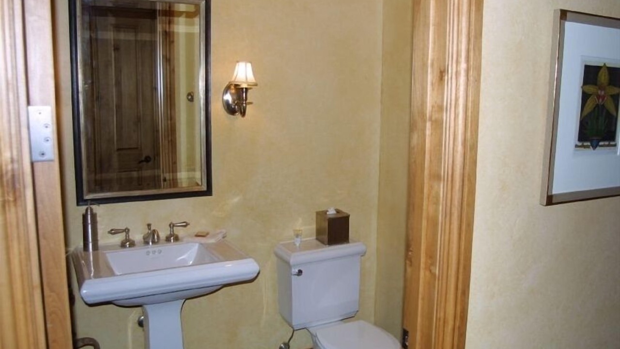 Photo of Bedroom in Edwards
