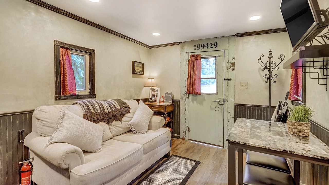 Photo of Livingroom in Cascade