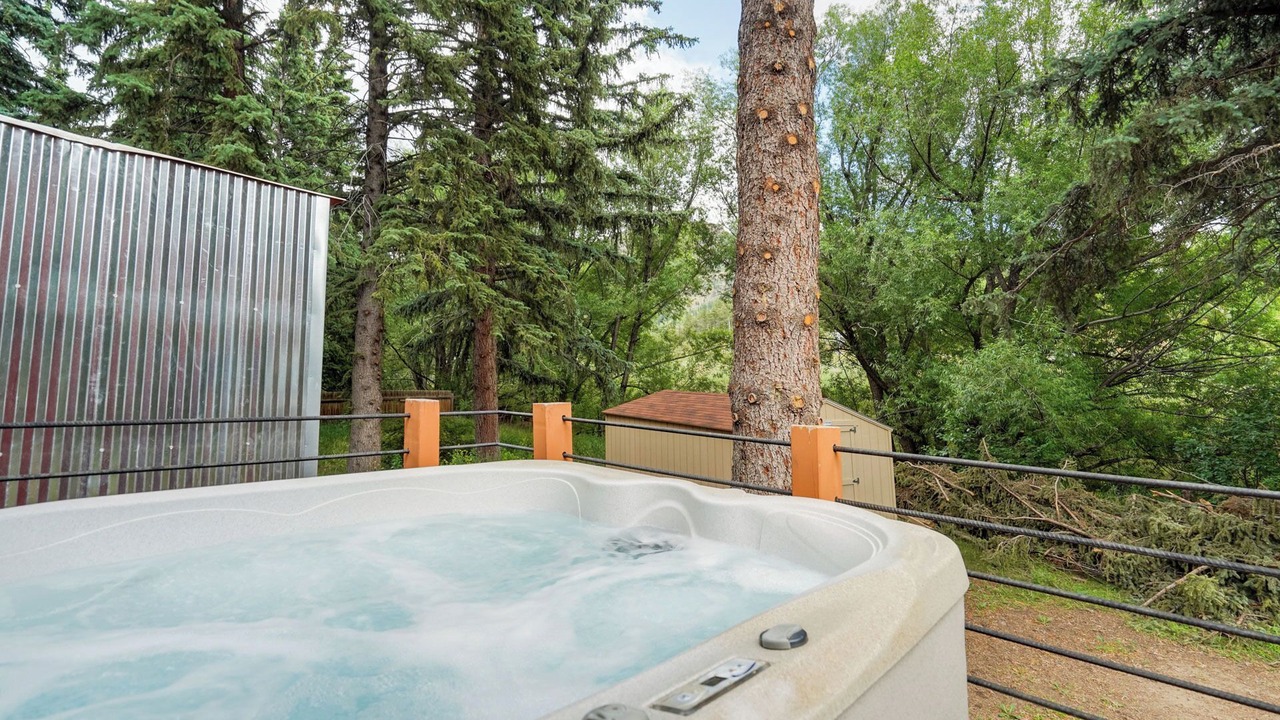 Photo of Outdoor in Cascade