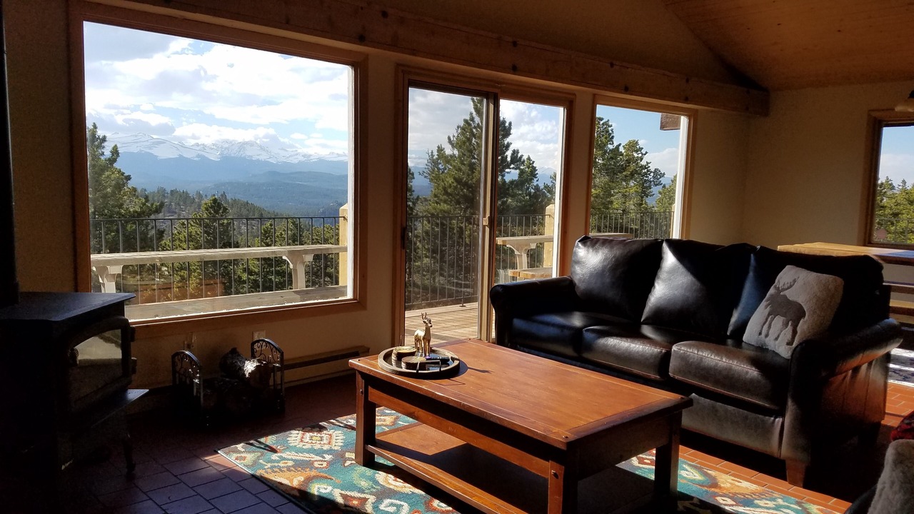 Photo of Livingroom in Coal Creek