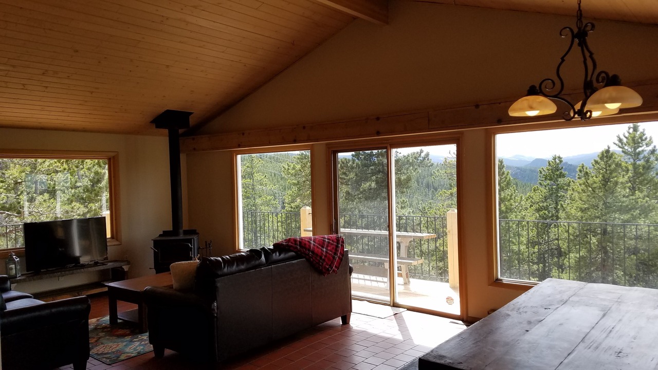 Photo of Livingroom in Coal Creek