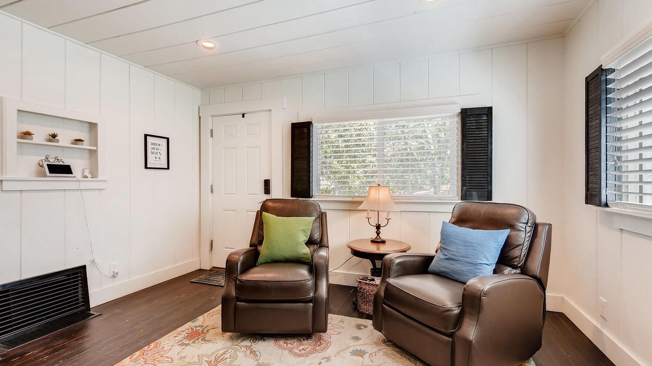 Photo of Bedroom in Broadmoor