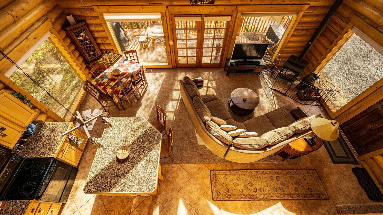 Photo of Bedroom in Warm Springs