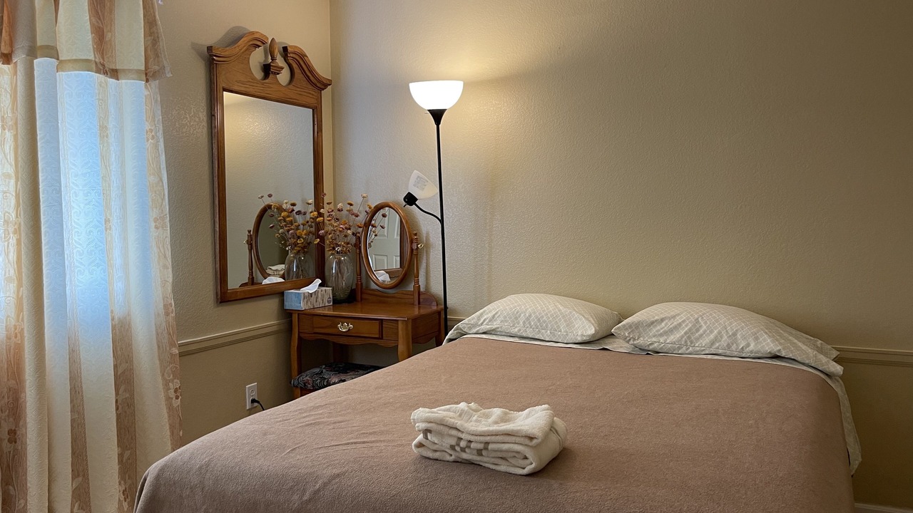 Photo of Bedroom in Northgate