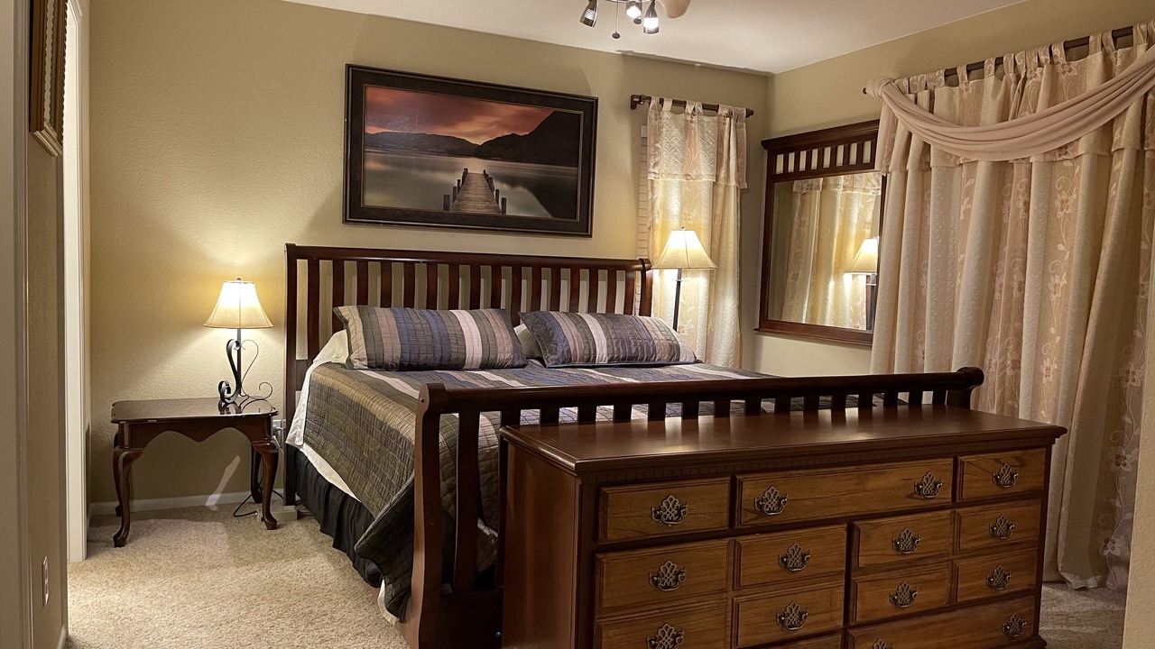 Photo of Bedroom in Northgate
