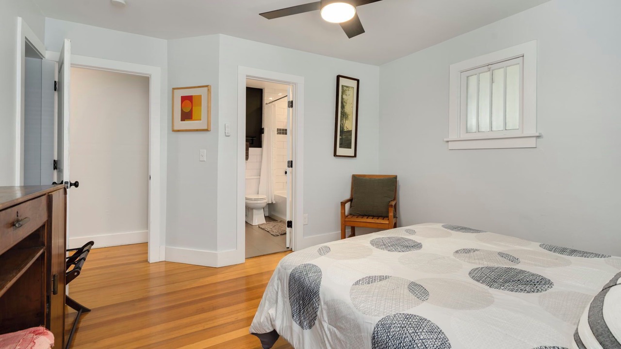 Photo of Bedroom in Martinez Park