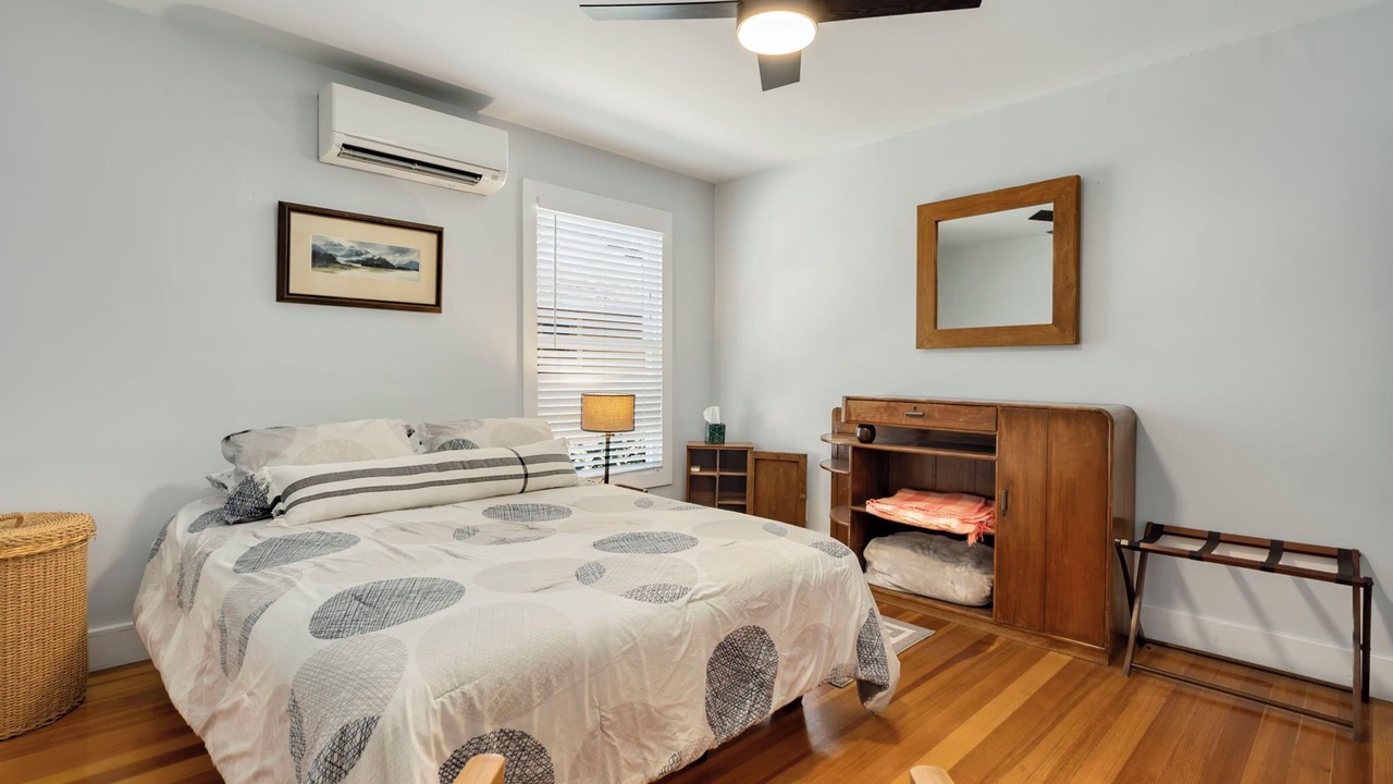 Photo of Bedroom in Martinez Park