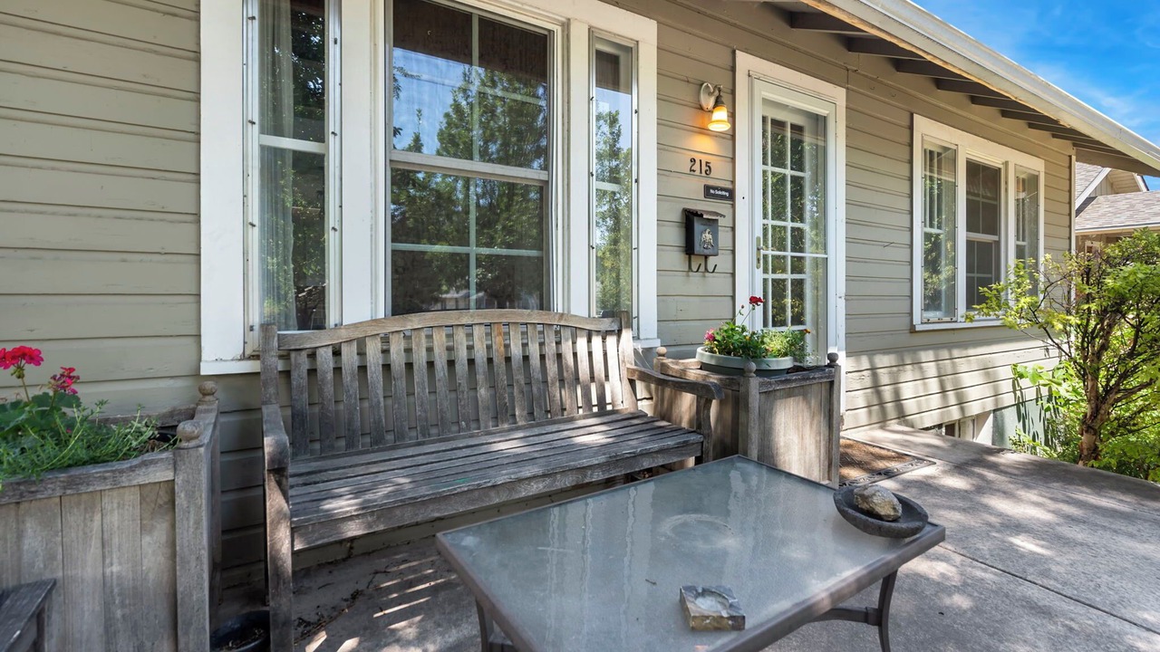 Photo of Patio Balcony in Martinez Park
