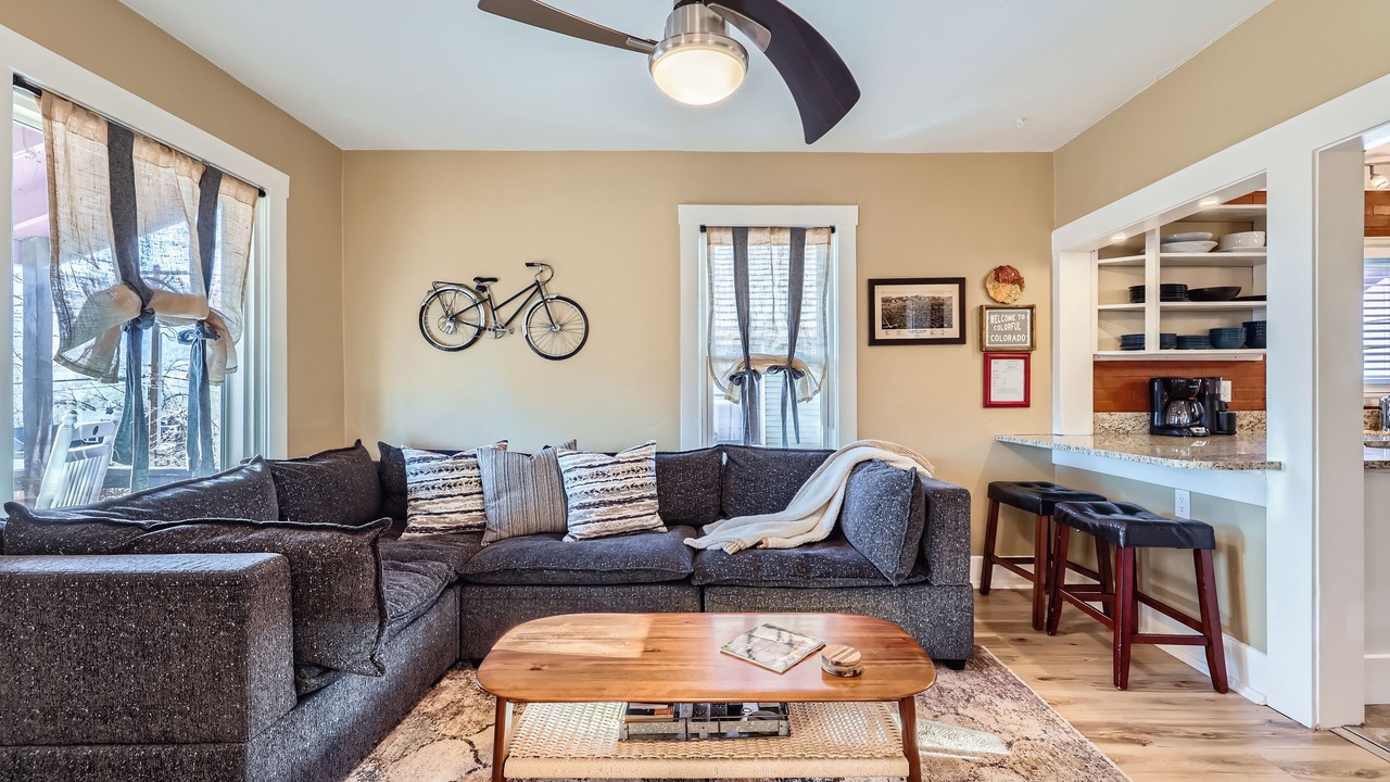Photo of Livingroom in Colorado Springs