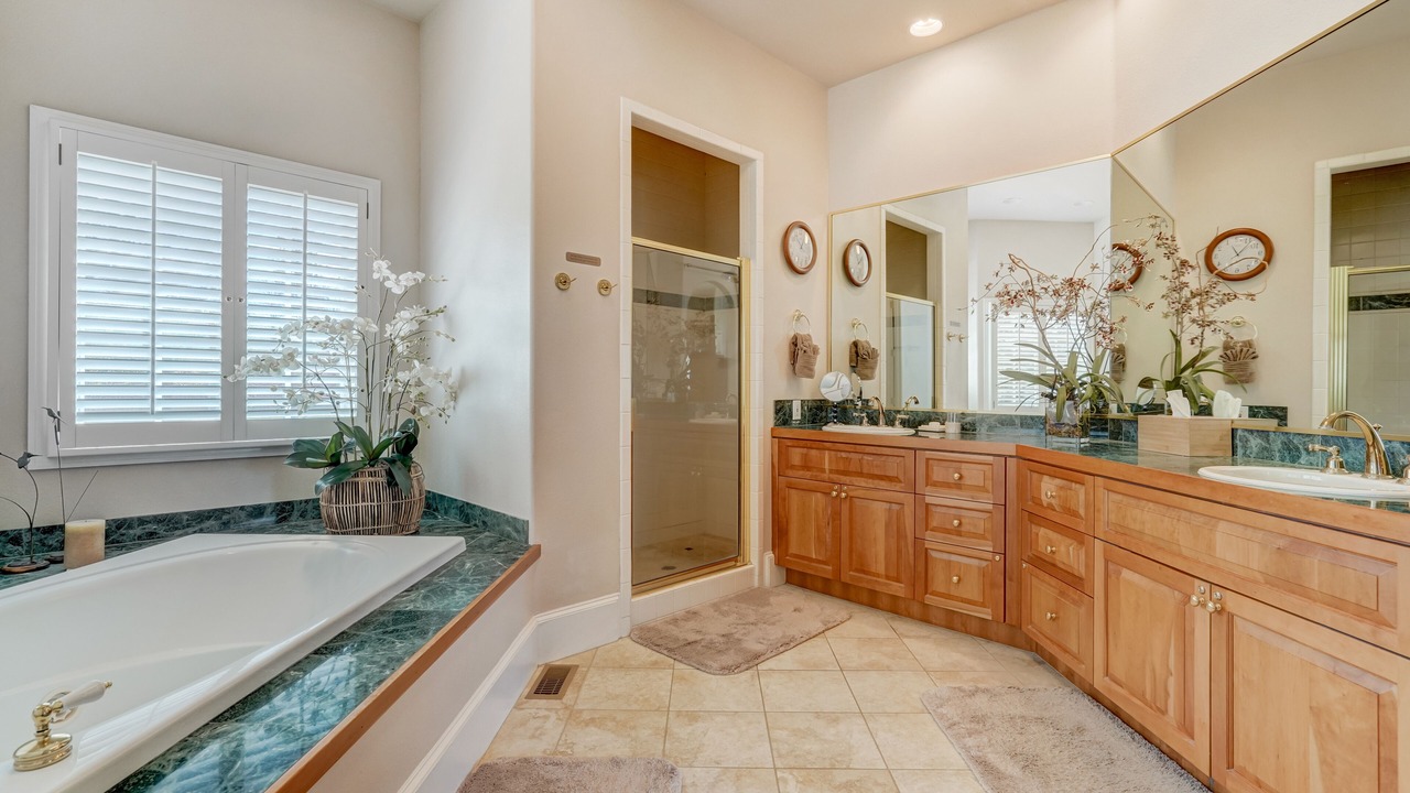 Photo of Bathroom in Broadmoor