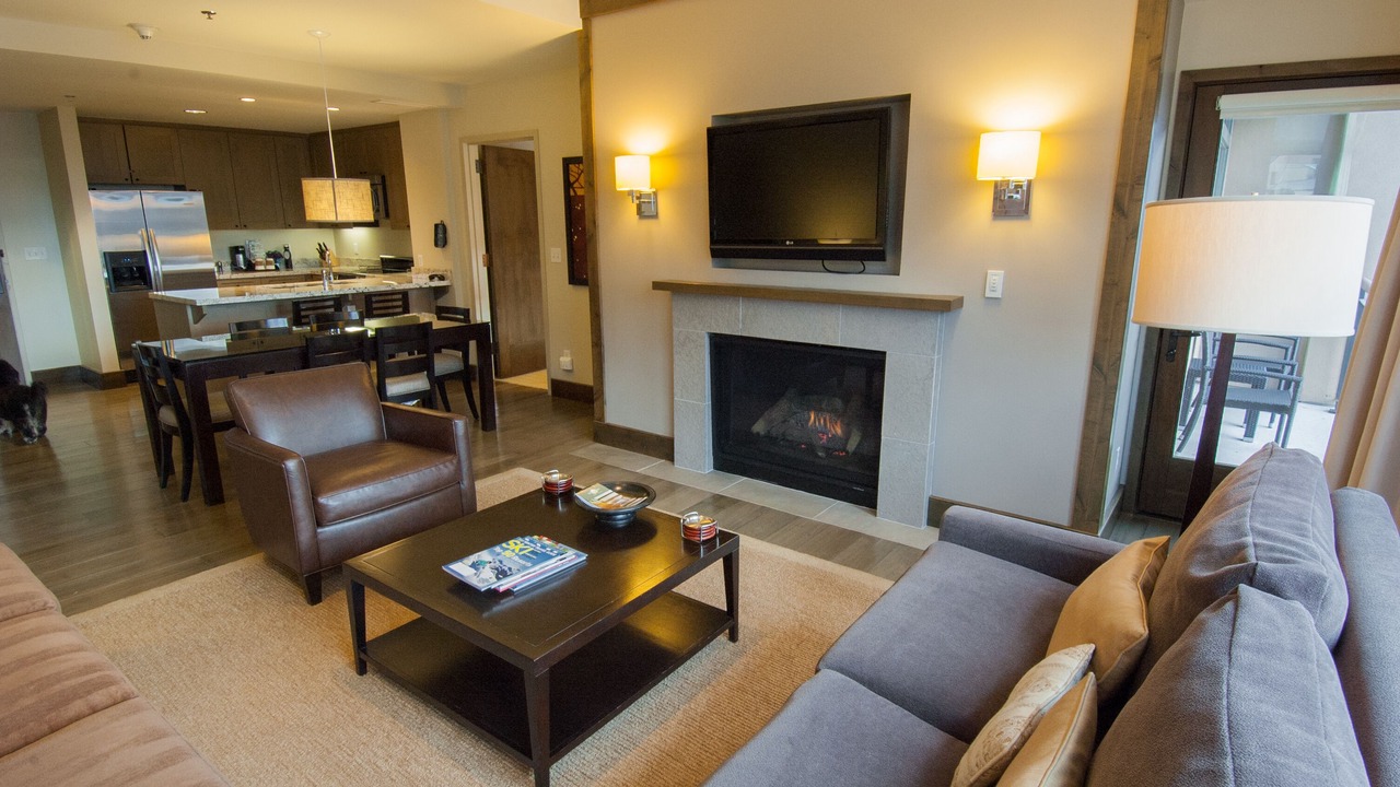 Photo of Livingroom in Avon