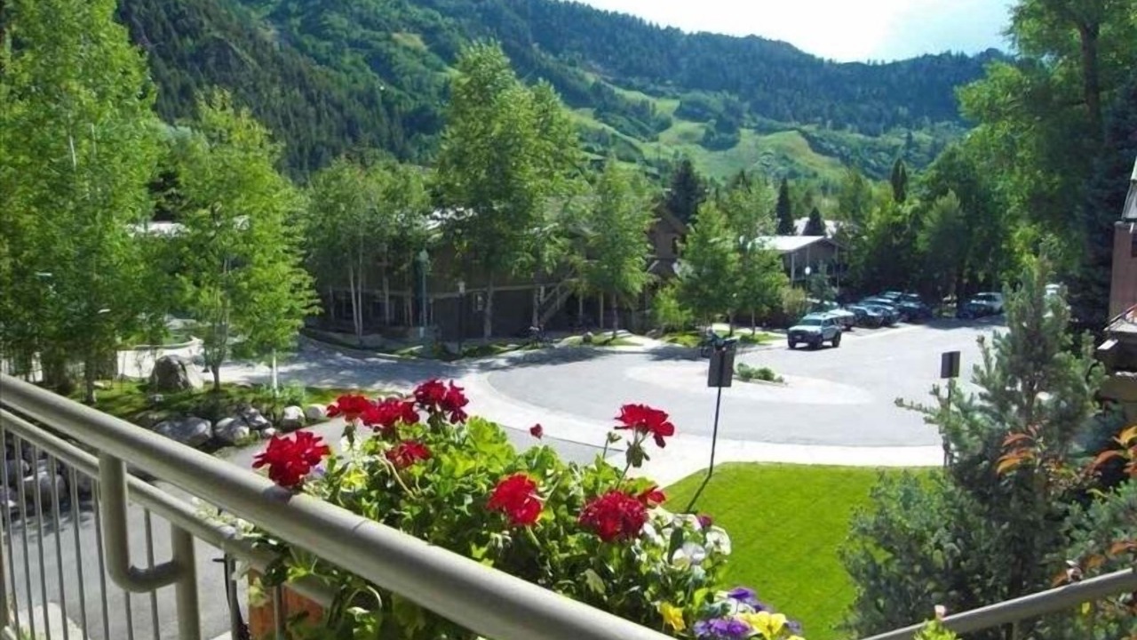 Photo of Patio Balcony in Aspen