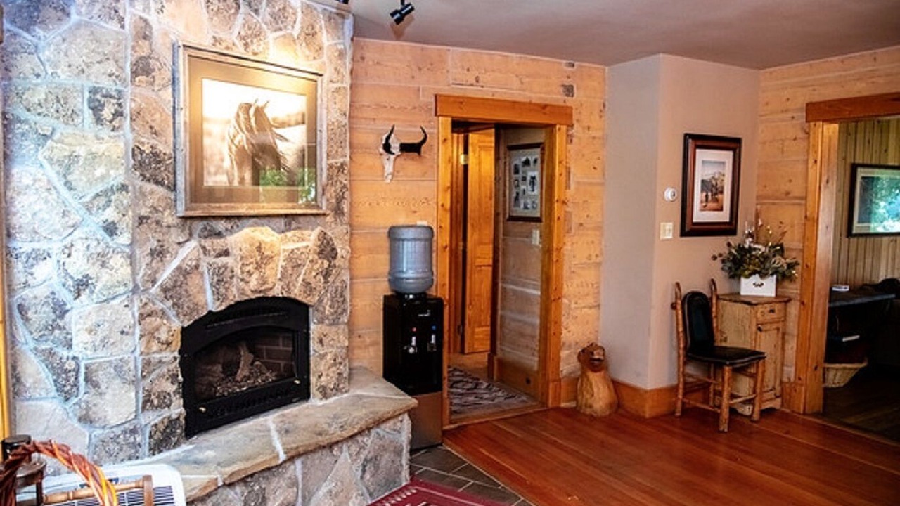 Photo of Livingroom in Meeker