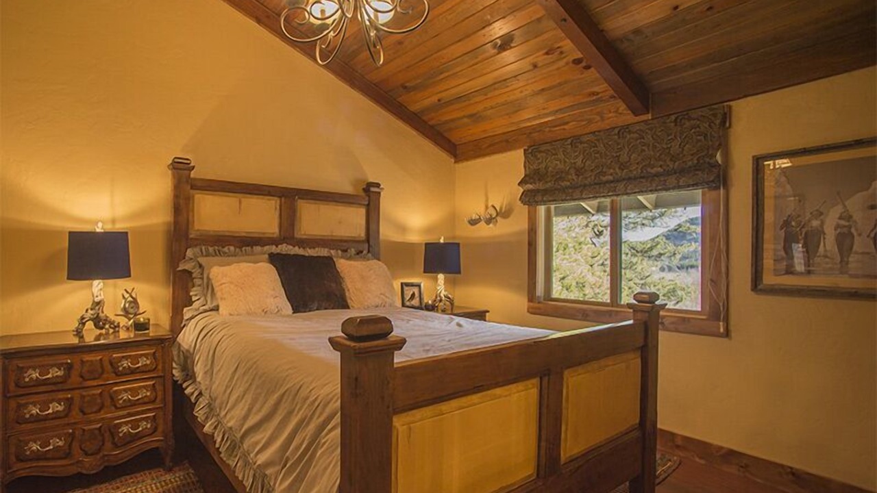 Photo of Bedroom in Blue River